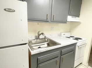 11 Grove St APT 1, Boston, MA 02114