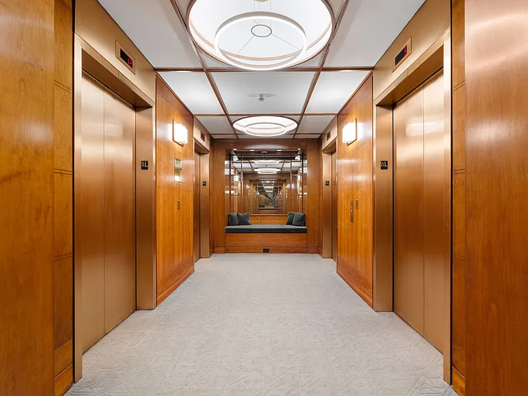 350 W 50th St #2B — Photo 16