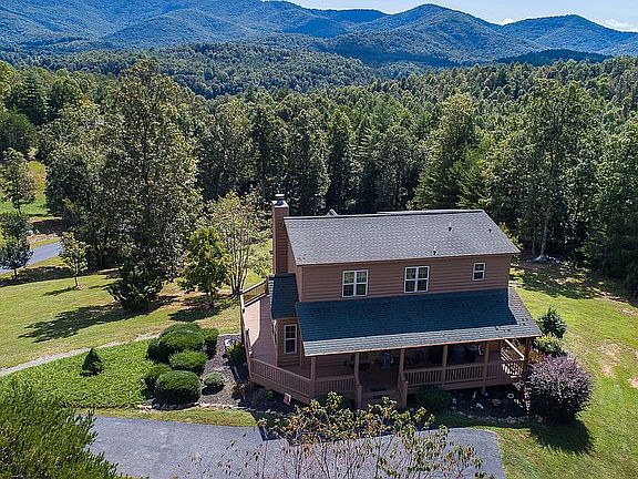 2nd image of 139 Gladys Ln