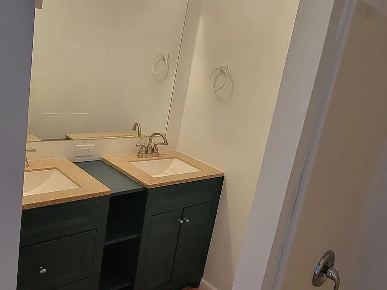 1527 Johanna Dr #C — Photo 20