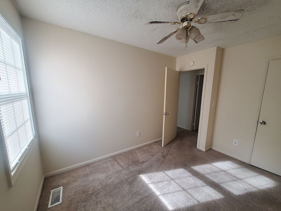1st image of 1337 River Birch Run S