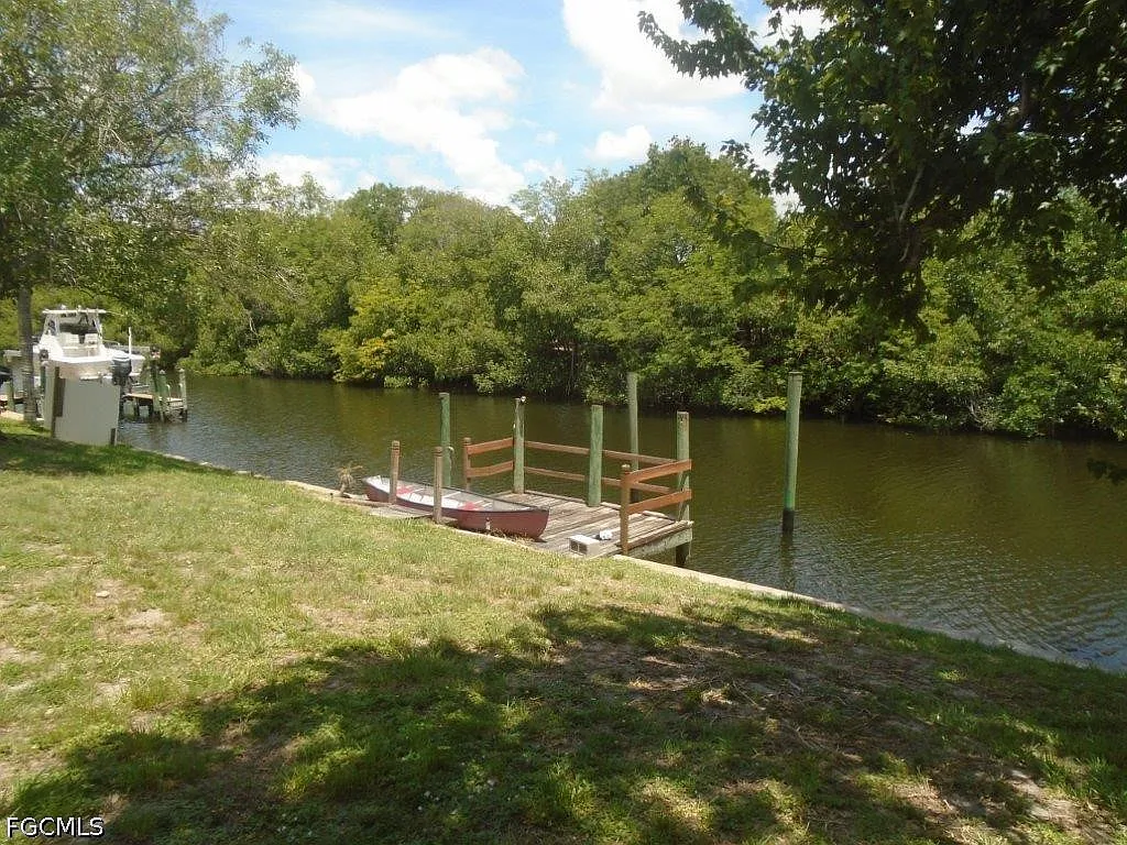 2 bed, 2.0 bath, 1436 sqft, $2,250 — Photo 3