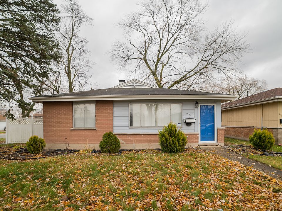 1st image of 1351 Mackinaw Ave