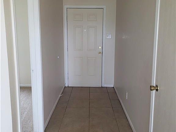 3rd image of 3910 Sand Dollar Dr