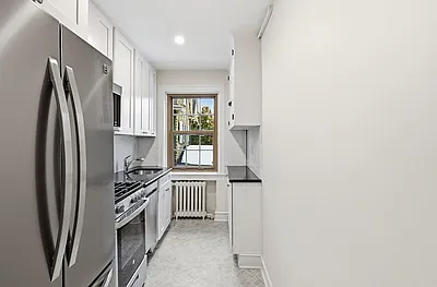 8001 Germantown Ave #26 — Photo 13