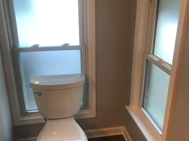 303 Oak St #2 — Photo 12
