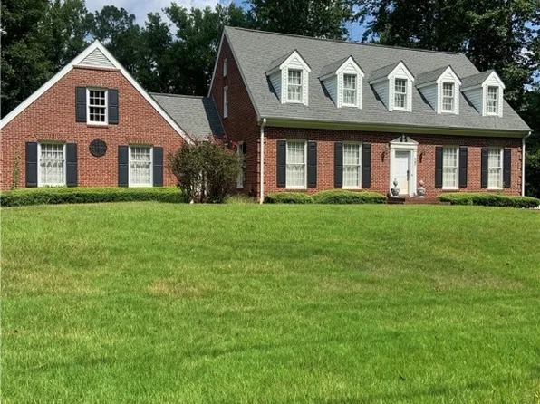 907 Biggs Blvd, Rockingham, NC 28379