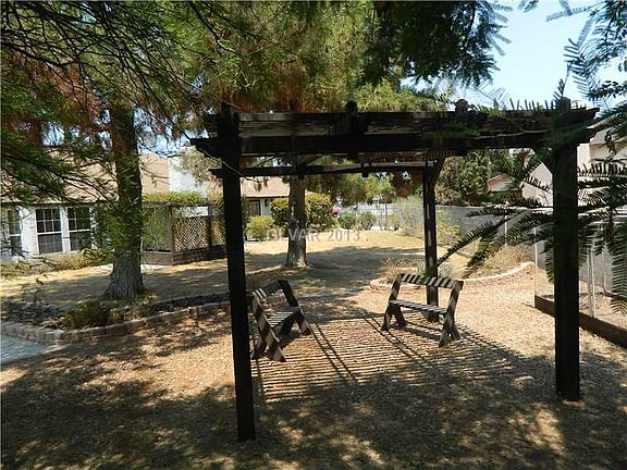 4th image of 6737 Riverdale Way