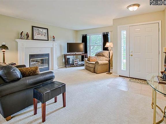 3rd image of 3868 Dugans Landing Dr Unit 4