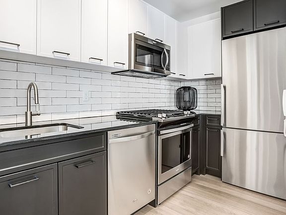 5th image of 63 Wall St APT 505