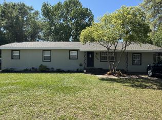 1860 Pine St, Deland, FL 32724