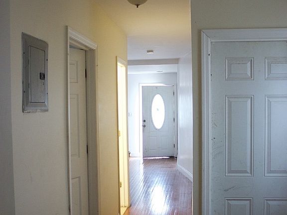2nd image of 20016 116th Ave #1