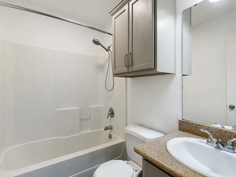 2023 Autumn Lake Dr — Photo 15