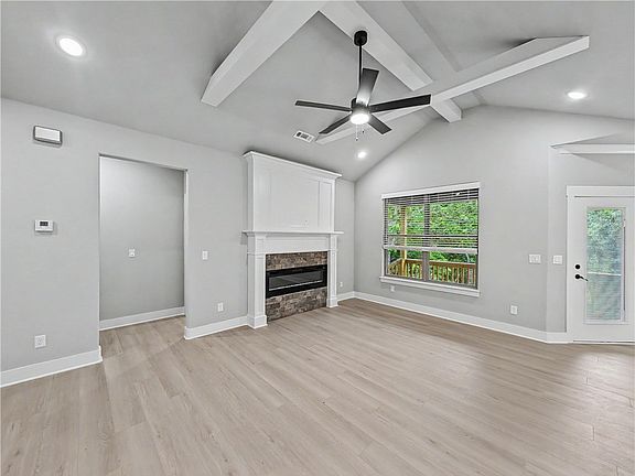 3rd image of 64 Islay Dr