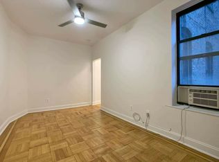 455 W 44th St #17B, New York, NY 10036