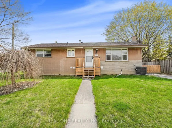 22 Halam Ave, Hamilton, ON L8V 1Z3