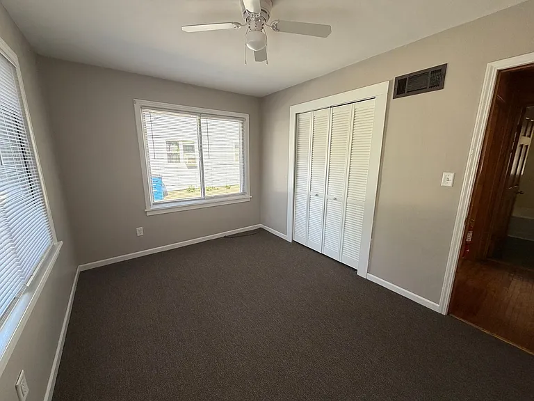 310 Pasadena Blvd — Photo 6