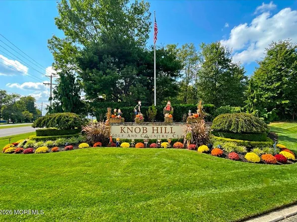 524 St Andrews Place, Manalapan, NJ 07726
