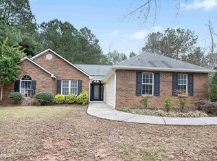 26 Masters Dr, Newnan, GA 30265
