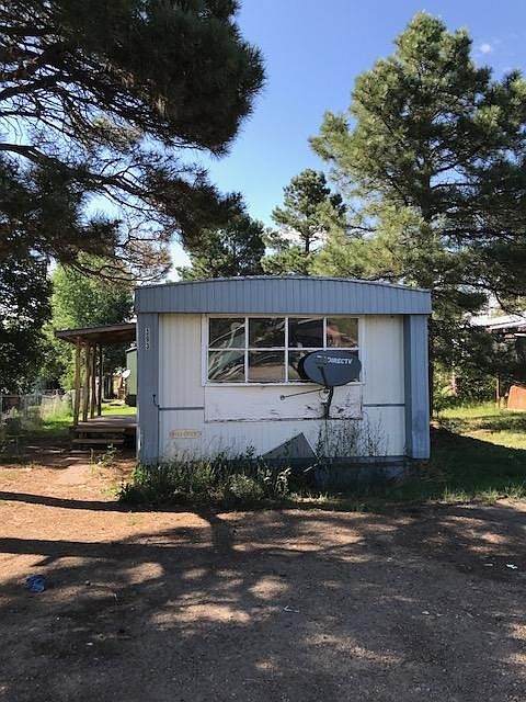 2nd image of 393 Bonanza Ave