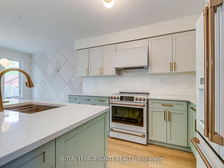 64 Templewood Dr — Photo 15