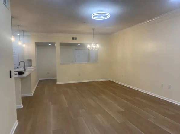 280 Celebration Blvd APT 104, Celebration, FL 34747