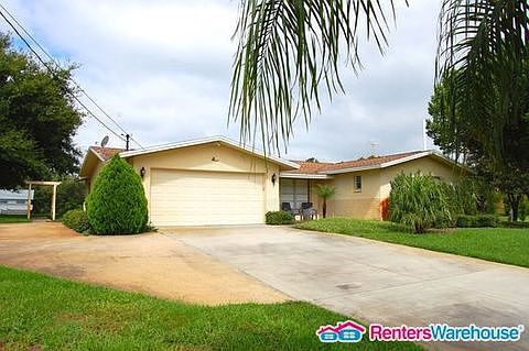 2nd image of 255 E Lake Dr