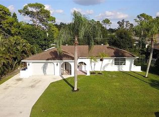 18589 Sarasota Rd, Fort Myers, FL 33967