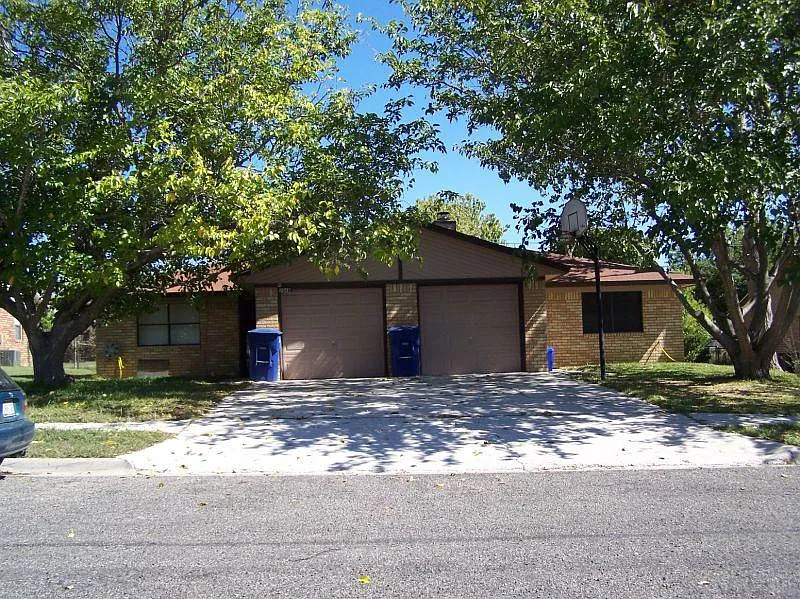 206 Jason Dr, Apt A — Photo 1