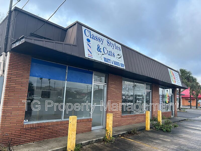 2nd image of 5142 Normandy Blvd