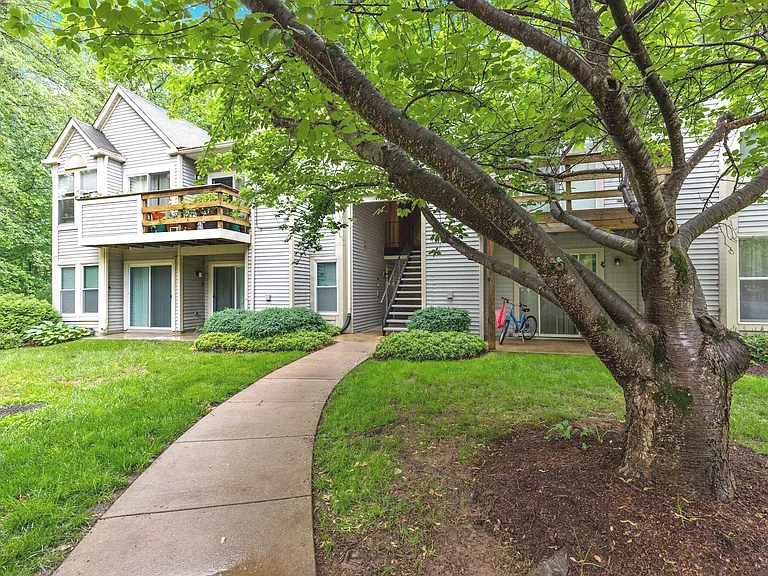 11430 Little Patuxent Pkwy #803 — Photo 2