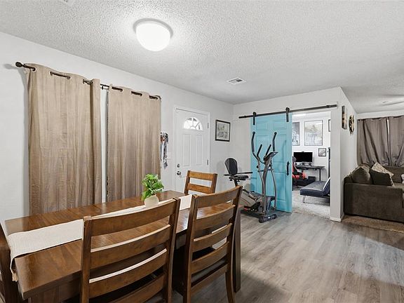 4th image of 716 N Midwest Blvd