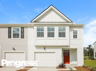694 Trotters Ln, Moncks Corner, SC 29461