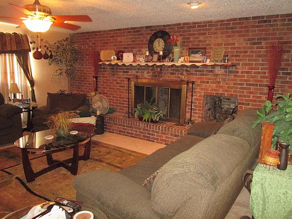 4th image of 487 Clermont Ave S