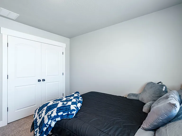 712 N Banner Dr — Photo 22