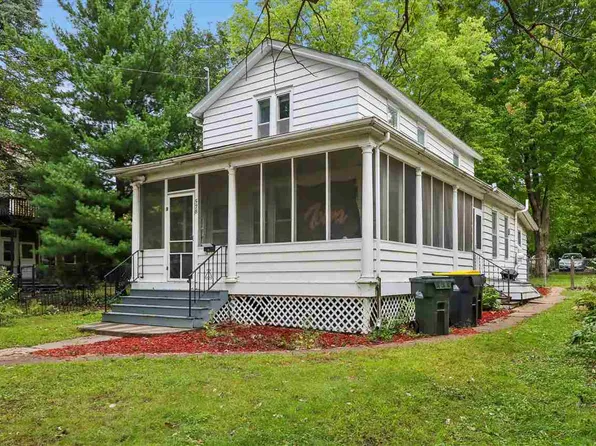 528 S Governor St, Iowa City, IA 52240