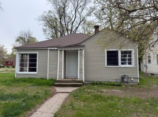 525 Catawba Ave, Muskegon, MI 49442