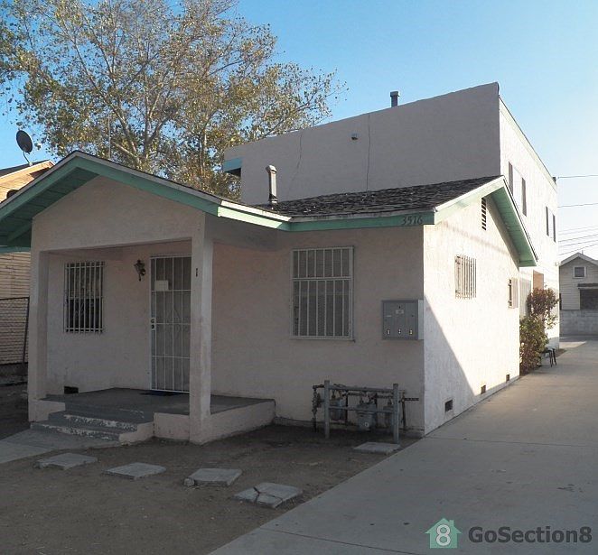 1st image of 3516 W 67th St #3