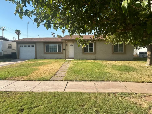 1662 Aurora Dr, El Centro, CA 92243