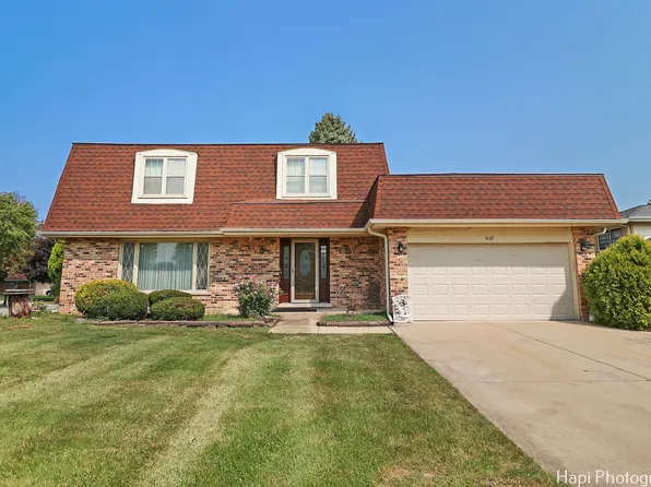 1642 73rd St, Darien, IL 60561