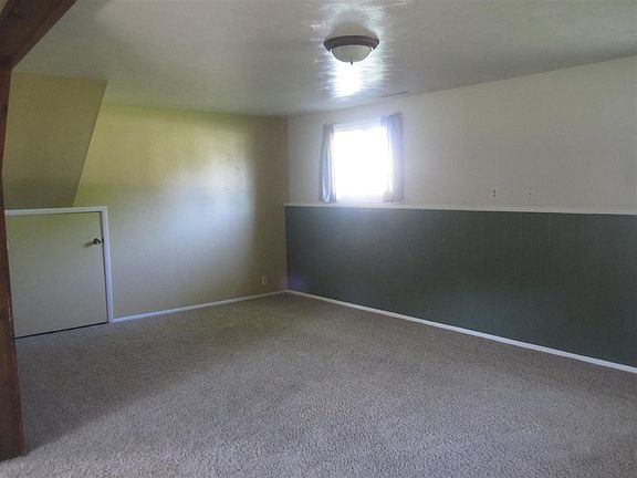 3rd image of 2721 Lexington Blvd