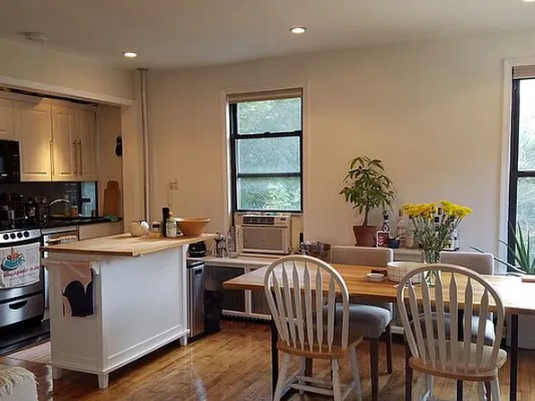 721 9th Avenue image 1 of 6