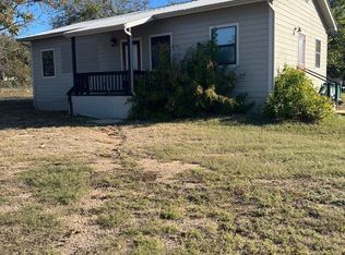 1310 N Mesquite St, Goldthwaite, TX 76844