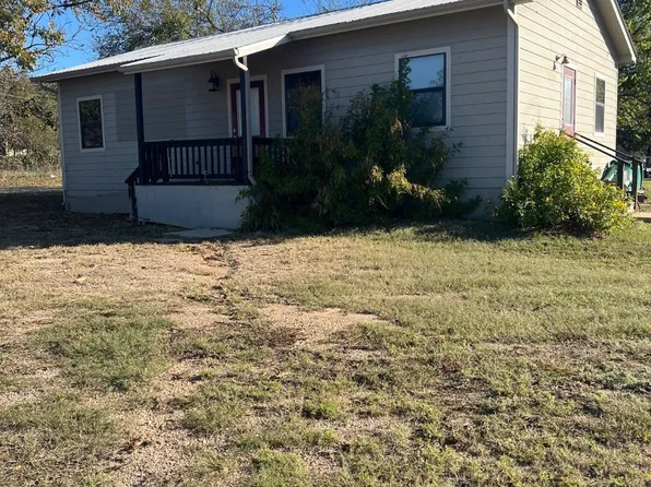 1310 N Mesquite St, Goldthwaite, TX 76844