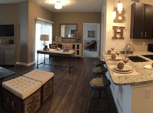 1411 Bramblett Xing, O Fallon, MO 63366