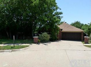 918 N Carolina Ave, Midlothian, TX 76065