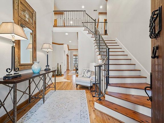 5th image of 10951 Raleigh Lagrange Rd