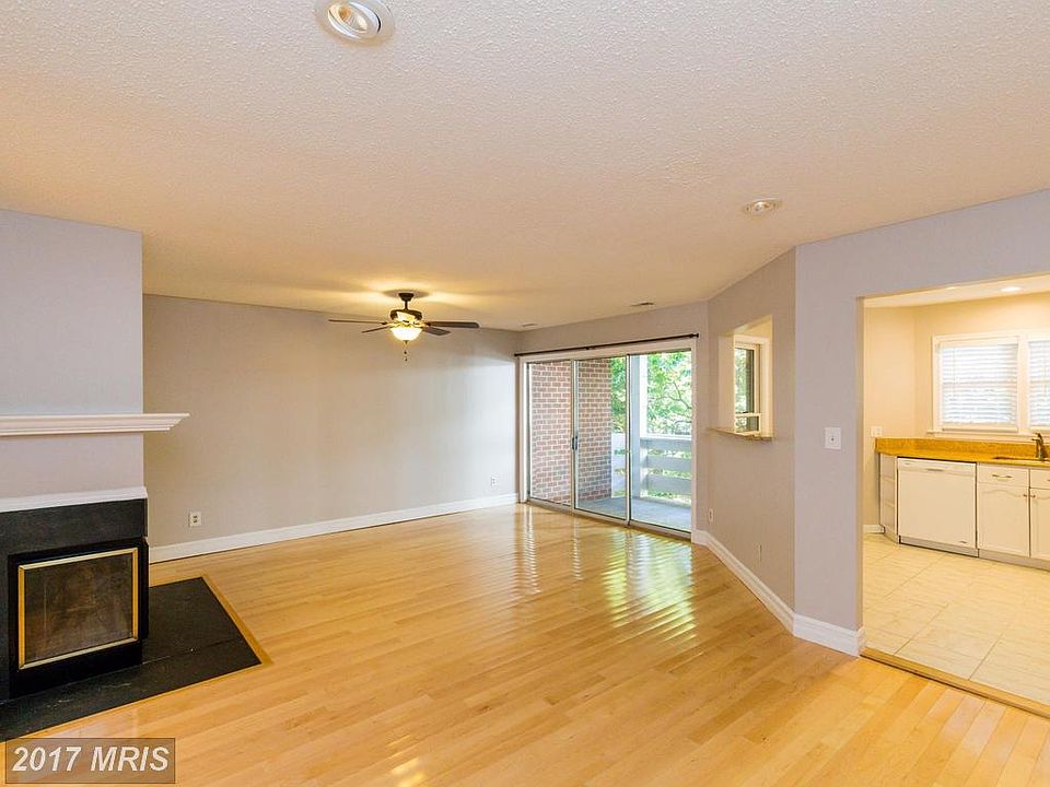1st image of 3153B Anchorway Ct #10