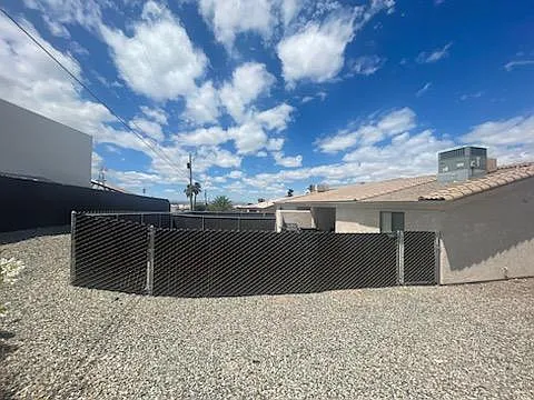 2960 Osborn Dr #102 — Photo 27