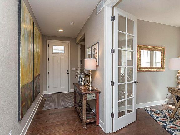 3rd image of 10064 Tall Oaks St